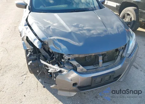 2018 Nissan Altima 2.5 Sv z USA, uszkodzony, nr VIN 1N4AL3AP8JC244722